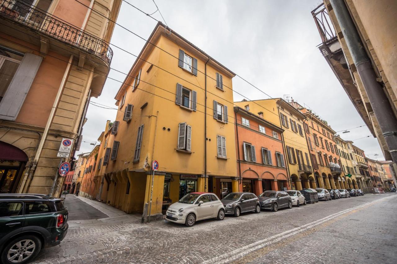 Ab Plus - Via Santo Stefano 74 Boloňa Exteriér fotografie